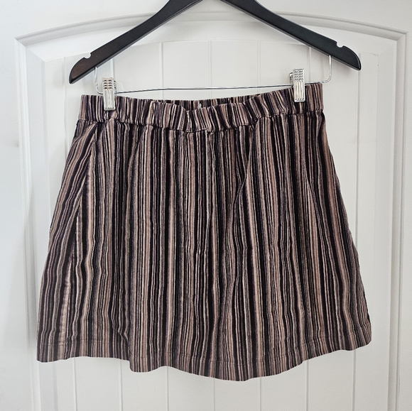 American eagle vertical striped skirt size medium - Picture 1 of 1